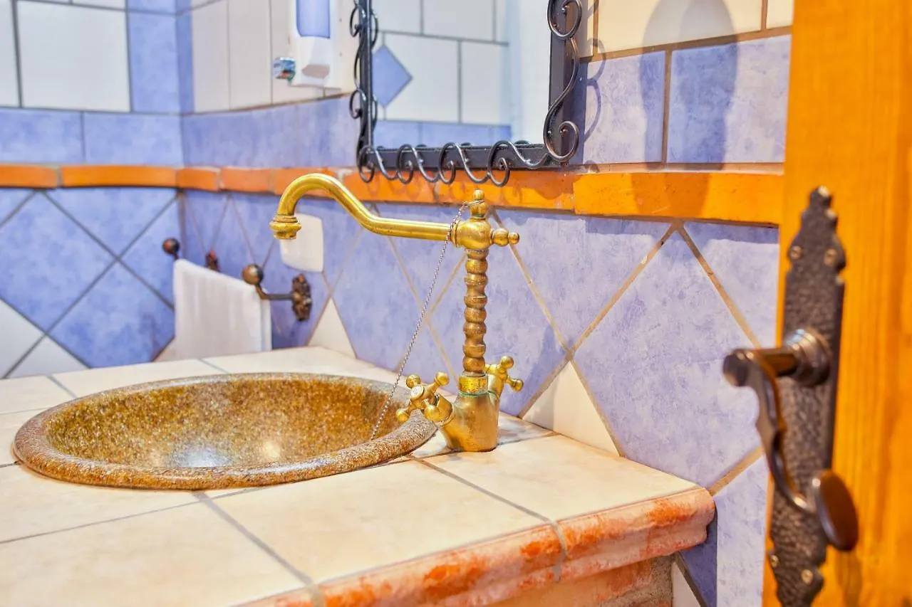 Cuevas El Moral Apartment Castillejar Spain